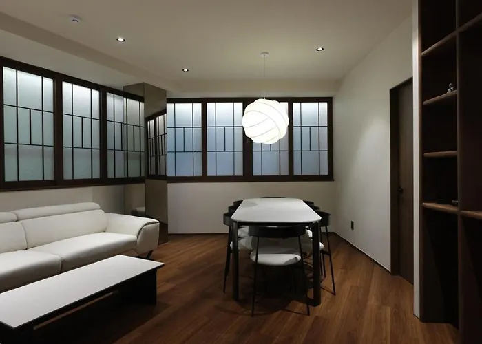 Appartement Anon Stay Ddp 12 People Comfortable 1 Minute From Airport Bus1Min 2Nd Floor Stay 5Min From Ddp Station Nearby Myeongdong Seongsu Séoul